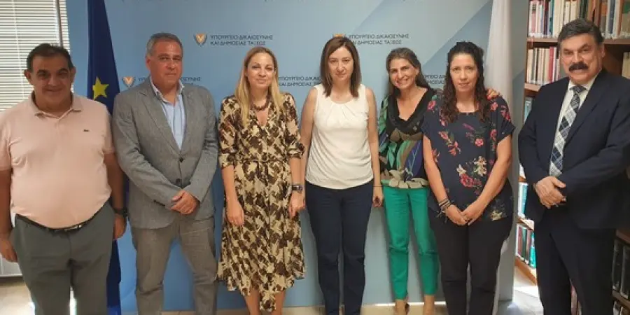 Συζήτησαν για την ενίσχυση του νόμου κατά του εργασιακού εκφοβισμού