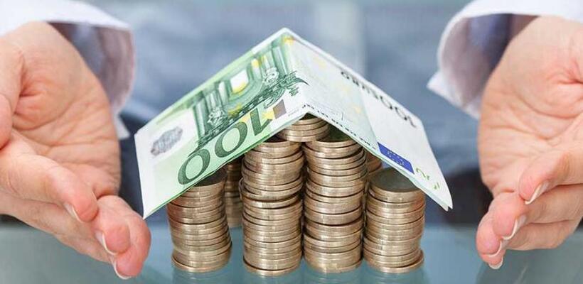 Αναλλοίωτα τα κριτήρια χορήγησης δανείων για επιχειρήσεις και νοικοκυριά