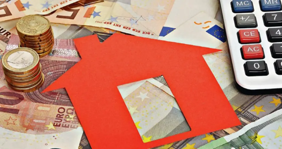 Αμετάβλητα έμειναν τα κόκκινα δάνεια τον Αύγουστο