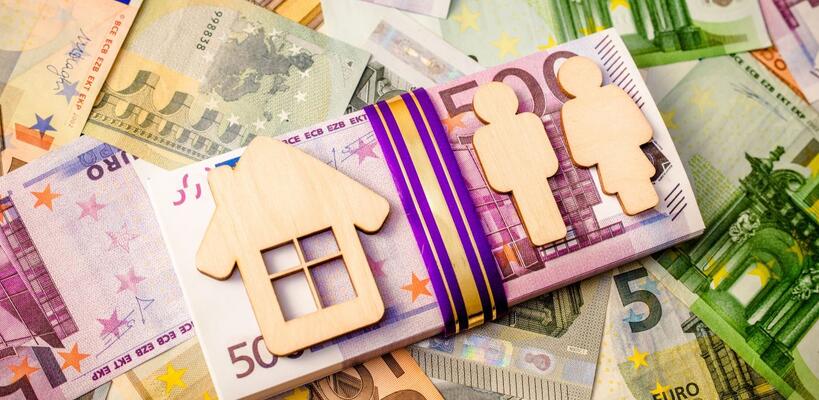 Εκτόξευση επαναδιαπραγματεύσεων δανείων εν μέσω υψηλών επιτοκίων