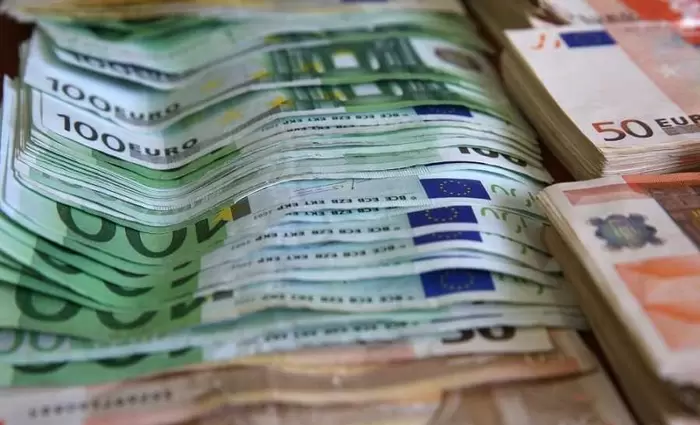 Ευρωζώνη: Επιβραδύνθηκαν οι χορηγήσεις δανείων σε επιχειρήσεις