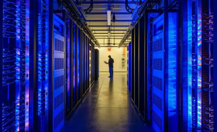 Το Facebook κατασκευάζει νέο τεράστιο κέντρο δεδομένων