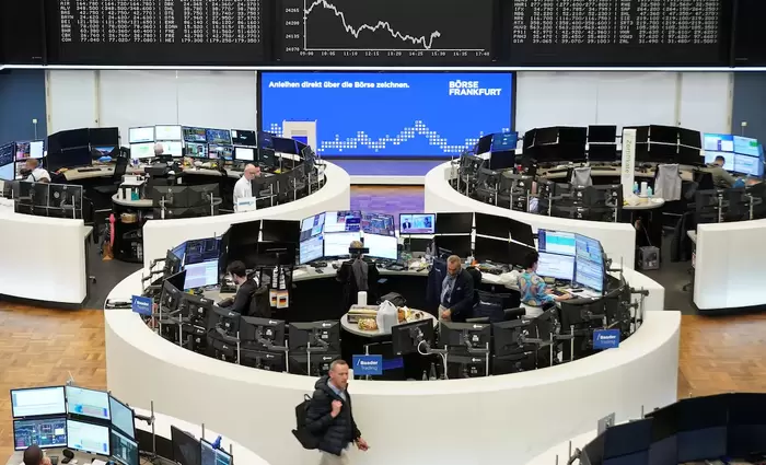 Στο «κόκκινο» δια χειρός Τραμπ οι ευρωαγορές