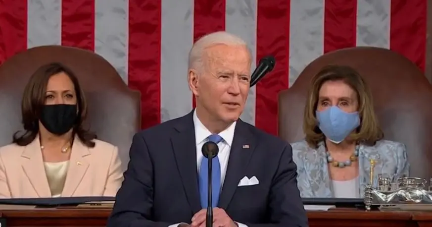 Μπάιντεν: Είναι καιρός το 1% των πιο πλούσιων να πληρώσουν δίκαιους φόρους (vid)