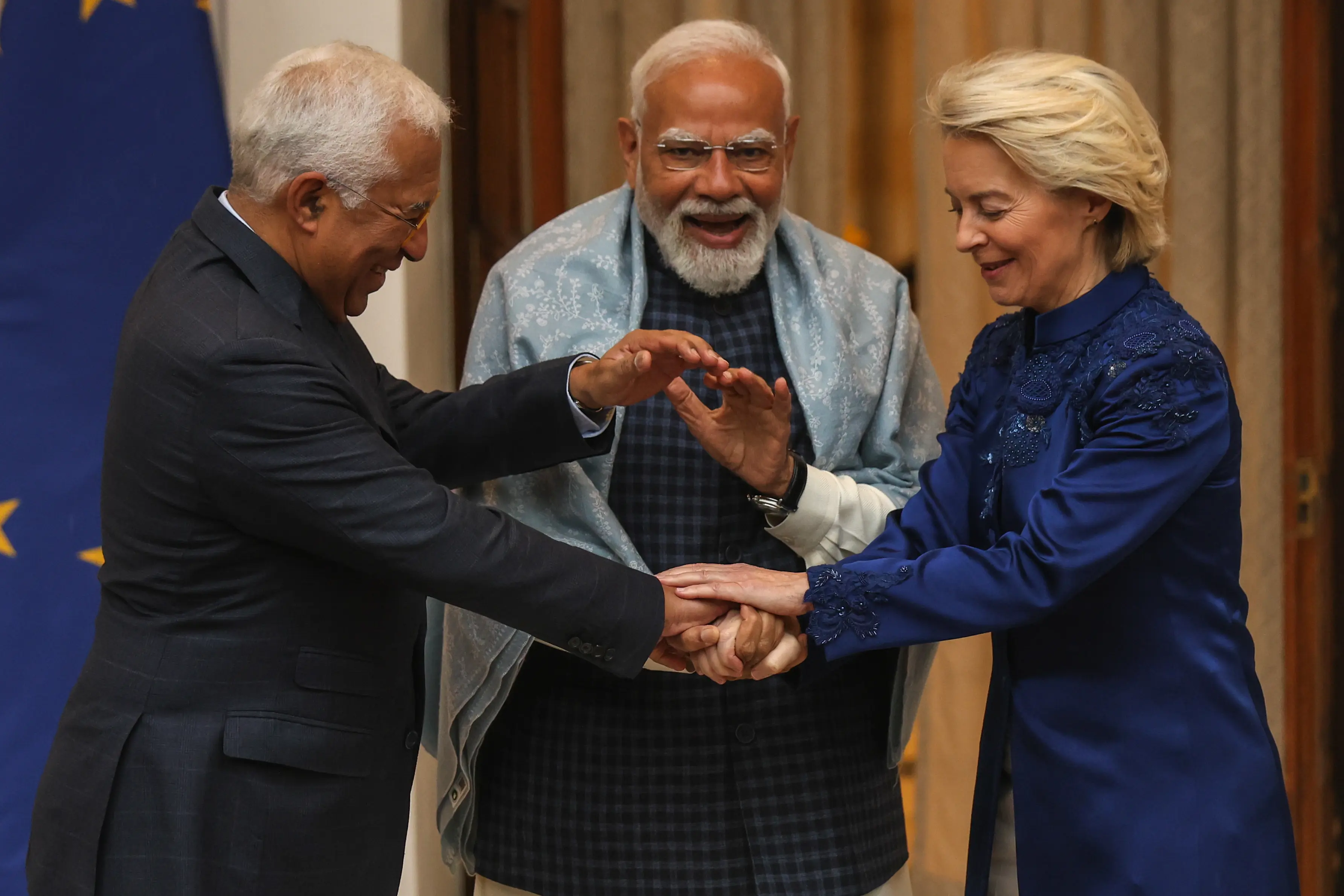 «Η μητέρα όλων των συμφωνιών»: Ποιος κερδίζει περισσότερο από τo εμπορικό deal ΕΕ-Ινδίας