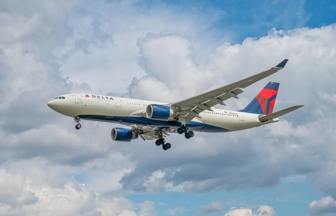 Delta Air Lines: Αντικαθιστά μονάδες ισχύος σε 300 Airbus λόγω τοξικών αναθυμιάσεων