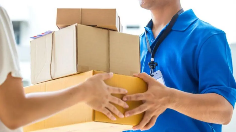 Αυξήθηκε ο κύκλος εργασιών στις Υπηρεσίες, μειώθηκε στις Μεταφορές