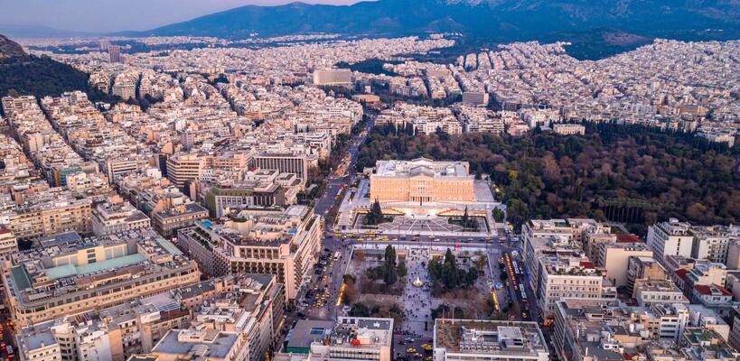 Ποια σπίτια και σε ποιες περιοχές πωλούνται πιο γρήγορα στην Αθήνα (γράφημα)