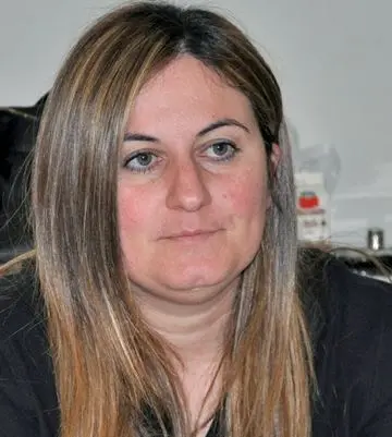 Ριάνα Κωνσταντινου: Πηγή έμπνευσης κάθε γυναίκα που στύβει το λίγο για να βγάλει το πολύ...