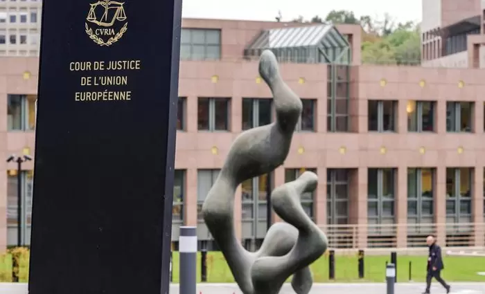 Το Δικαστήριο της ΕΕ «καίει» Πολωνία και Ουγγαρία