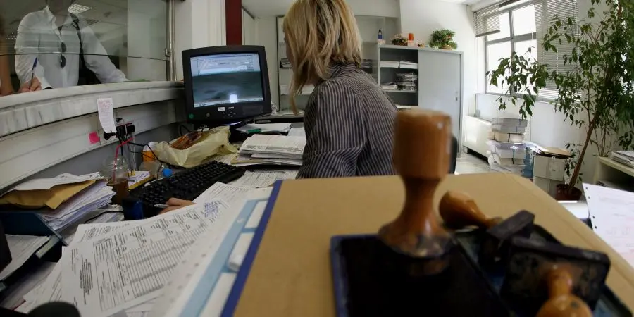 Αρχίζει η υποβολή αιτήσεων για θέσεις στο δημόσιο