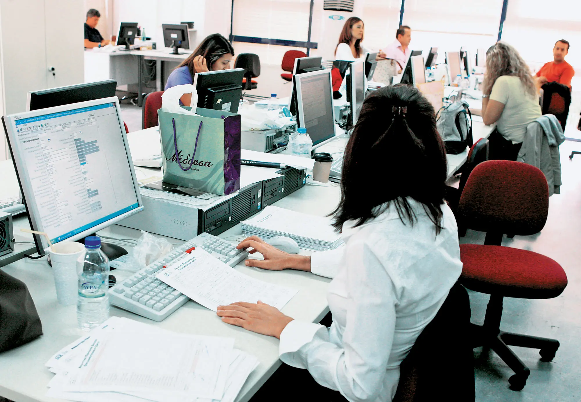Αυξήθηκαν οριακά οι δημόσιοι υπάλληλοι