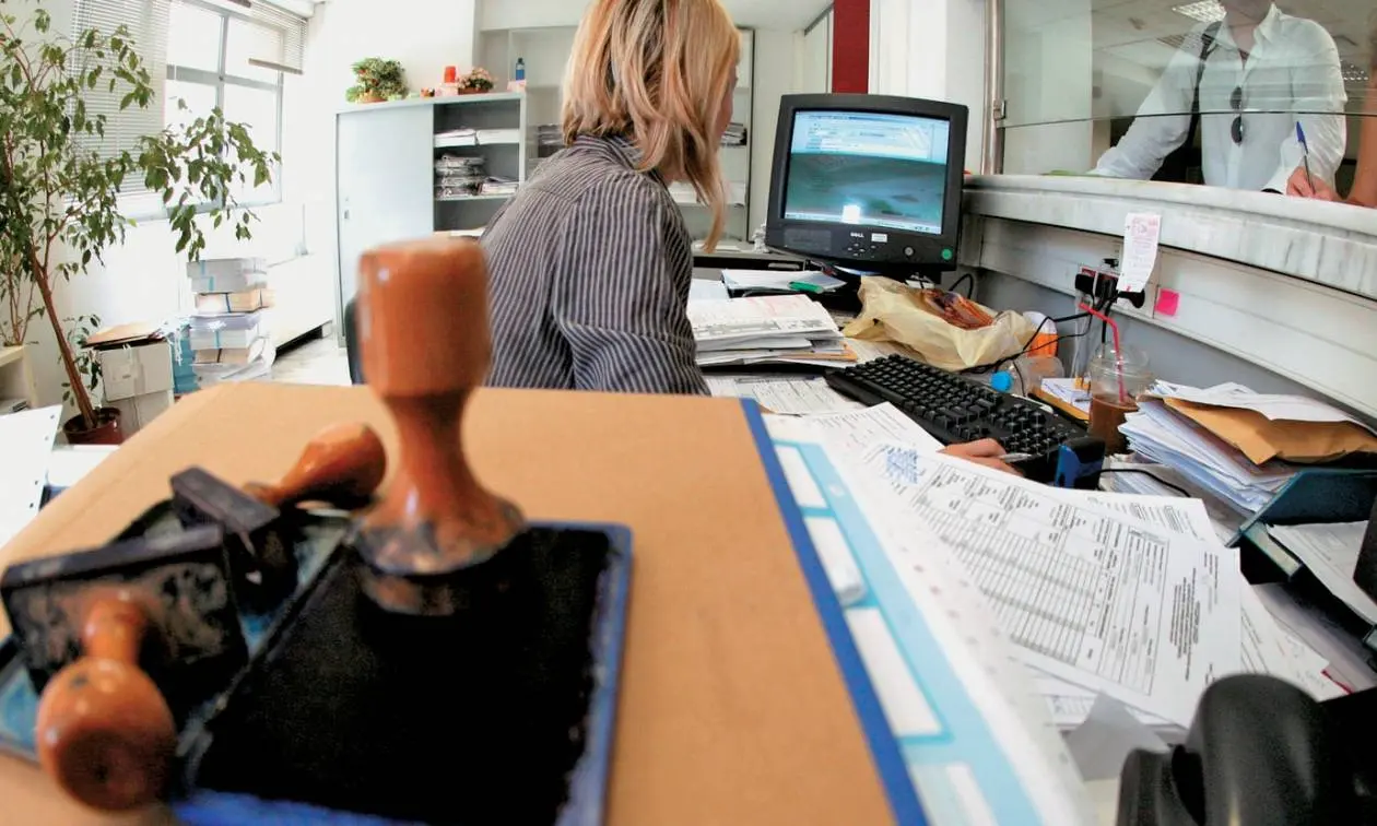 Οι κυβερνητικοί απαιτούν σχέδιο για τις συντάξεις τους