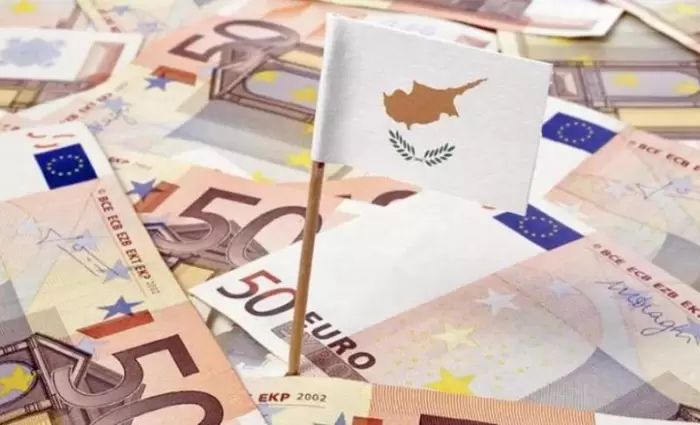 Αποπληρώθηκε δόση και μειώθηκε το δημόσιο χρέος