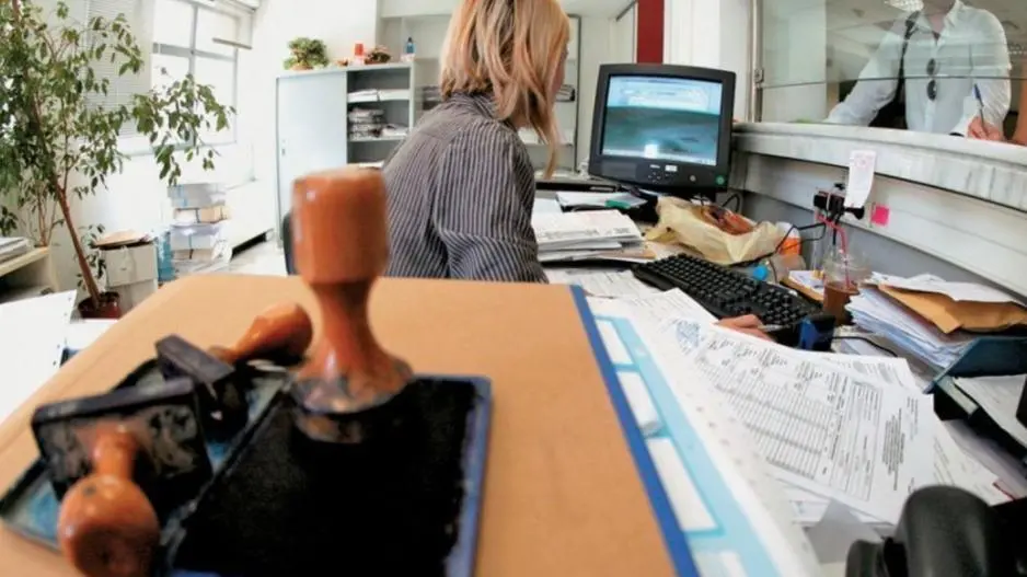 Αξιολόγηση δημοσίων υπαλλήλων: Στην ΕΔΥ το μπαλάκι για το νέο σύστημα