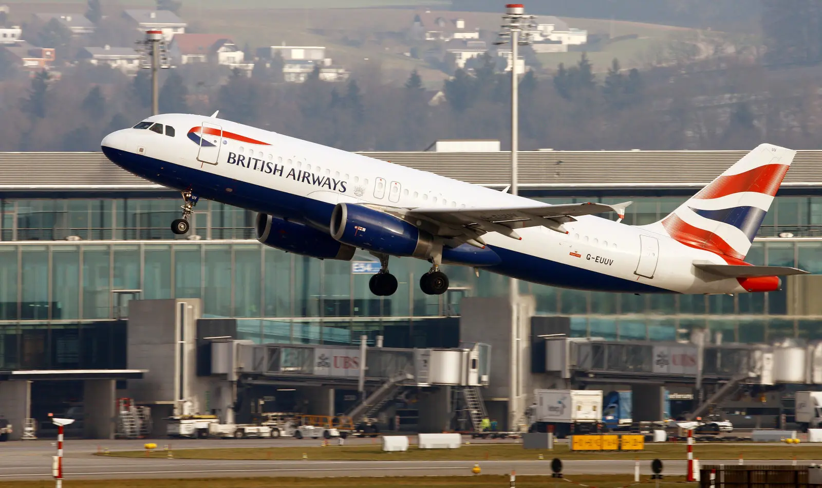 Η British Airways ακύρωσε πτήση για Λάρνακα