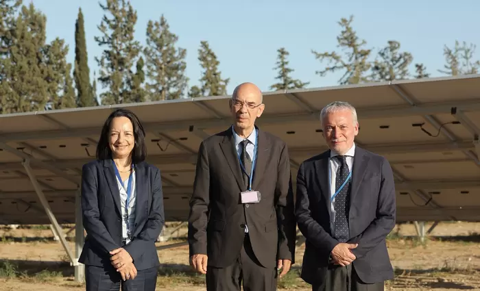 Πάρκο φωτοβολταϊκών στο αεροδρόμιο Λάρνακας εγκαινίασε ο Υπ. Μεταφορών