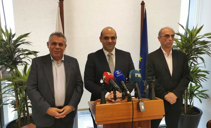 Ο Υπ. Εργασίας ενημέρωσε ΚΕΒΕ-ΟΕΒ για τα μέτρα στην αγορά εργασίας