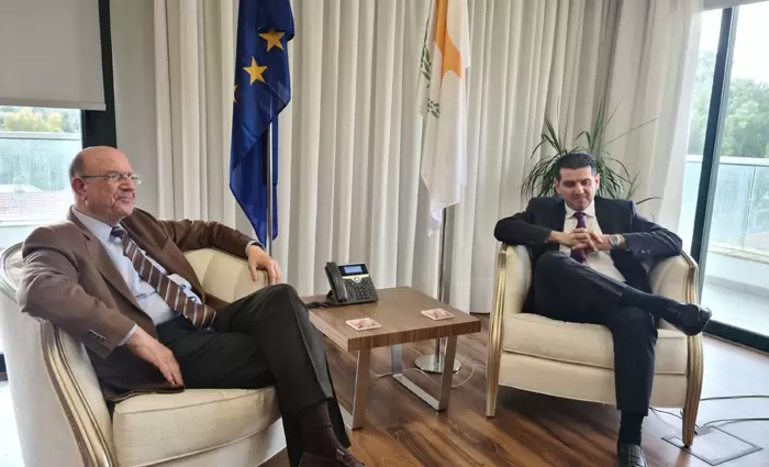 Θετική υπό προϋποθέσεις η Κυβέρνηση στη συνέχιση στήριξης του ΟΚΥπΥ