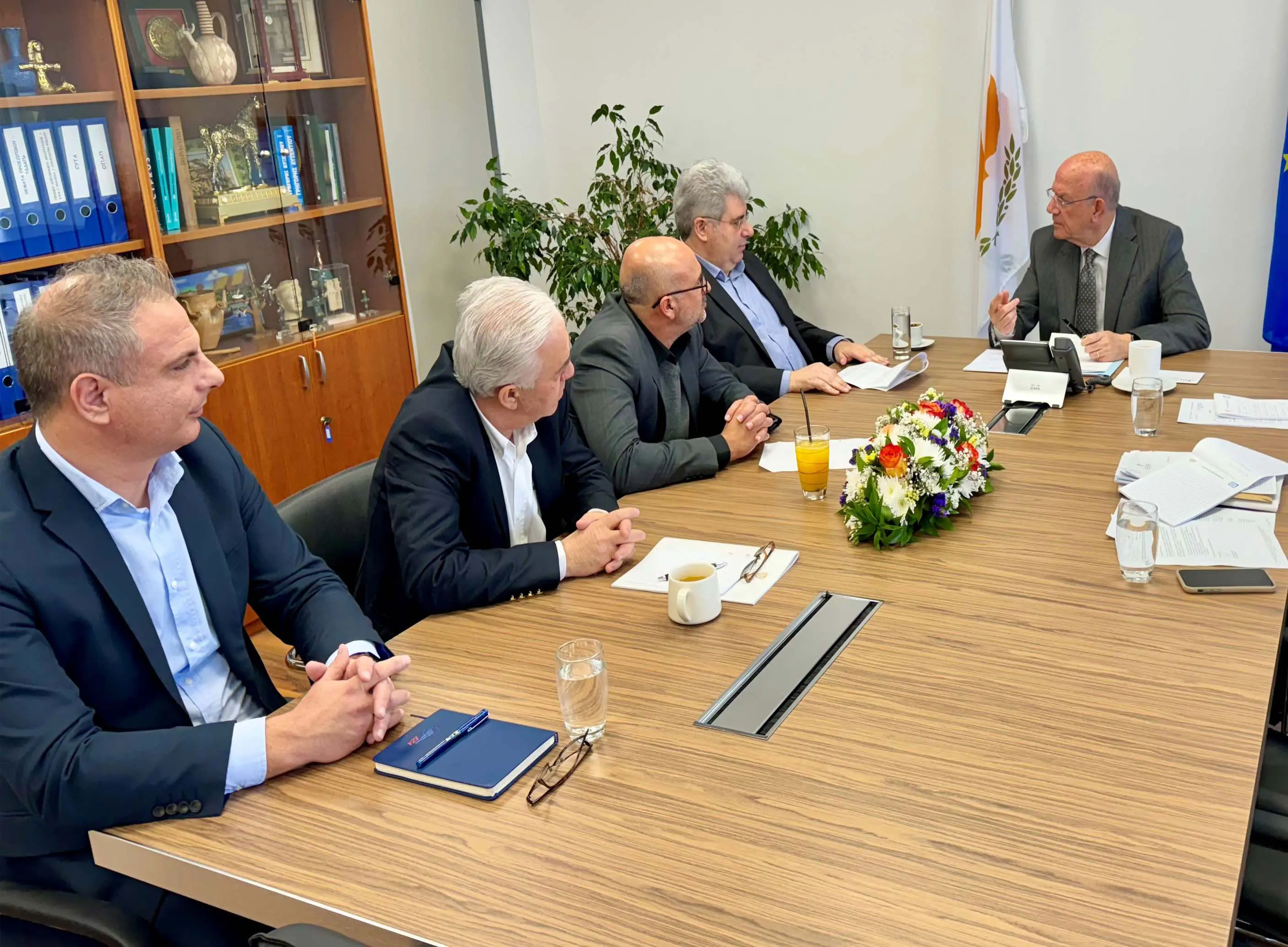 ΥΠΟΙΚ: Είμαι υπέρ της ΑΤΑ, αλλά υπάρχουν δεδομένα που πρέπει να σταθμίζονται