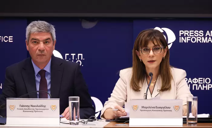 Στις 60 μέρες ο στόχος για εξέταση των αιτήσεων για ΕΕΕ