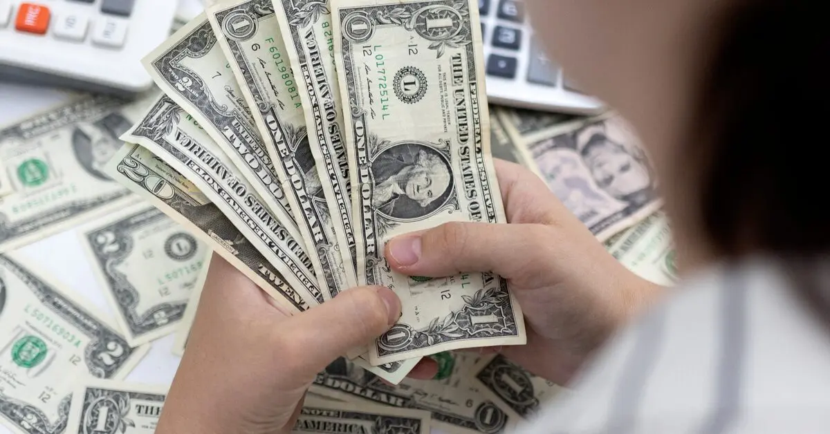 Έσπασαν νωρίτερα φέτος το φράγμα του ενός τρισ. οι εκδόσεις ομολόγων