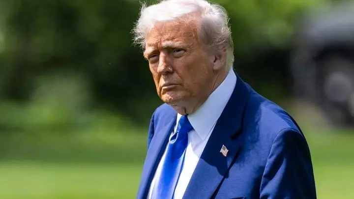 Στη δημοσιότητα εντός 30 ημερών ο φάκελος Επστάιν – Υπέγραψε τον νόμο ο Τραμπ