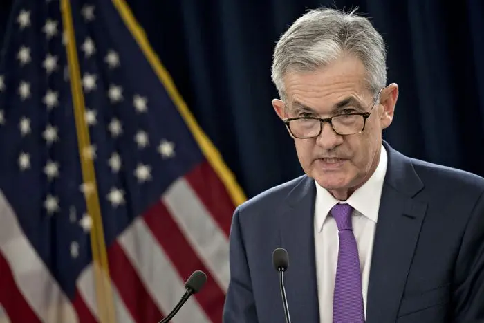 ΗΠΑ: Η Fed άφησε αμετάβλητα τα επιτόκια στο 5,25-5,50%