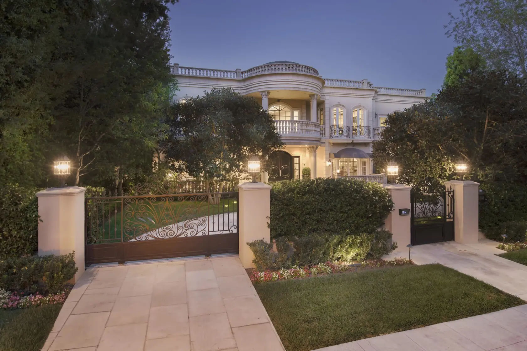 Ο Tom Ford βγάζει στο σφυρί την κατοικία του στο Λος Άντζελες (pics)