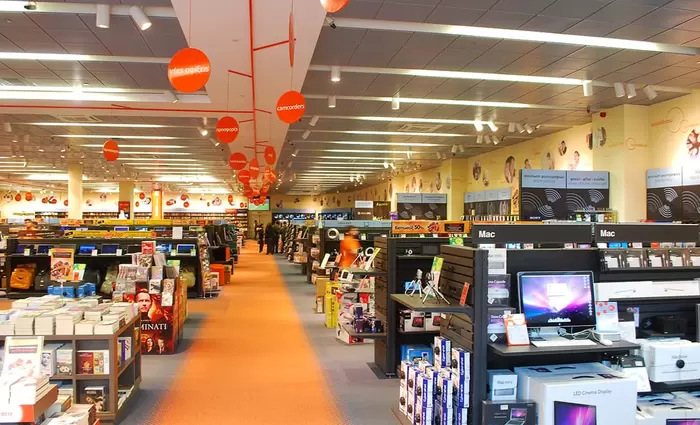 Νέες θέσεις εργασίας στα Public Λευκωσίας