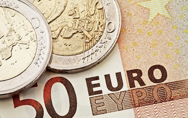 Ανοίγει ξανά το κεφάλαιο για δίκαιους κατώτατους μισθούς στην Ευρώπη