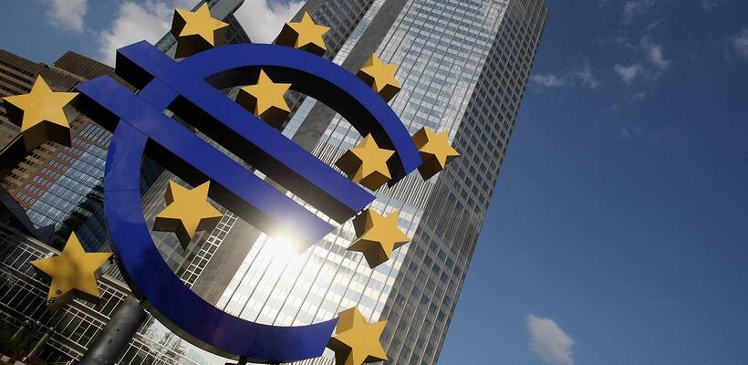 Τράπεζες: Τους σπρώχνει σε αρνητικά επιτόκια η ΕΚΤ