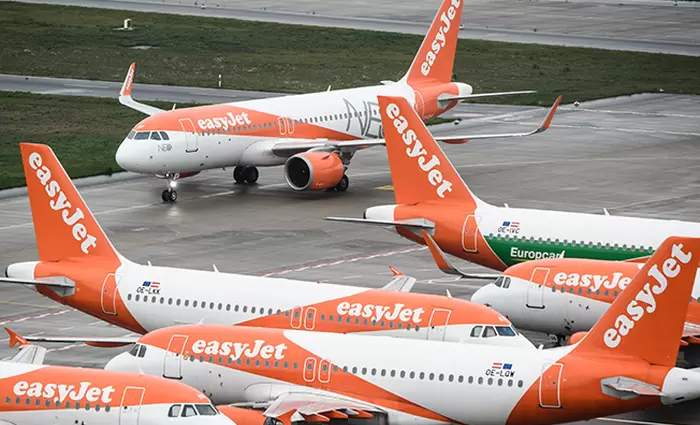 H EasyJet ακυρώνει πτήσεις λόγω ελλείψεων προσωπικού