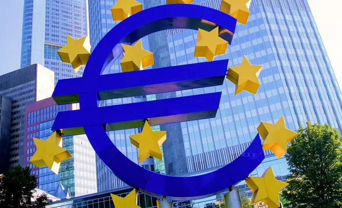 ΕΚΤ: Αντίστροφη μέτρηση για την παρουσίαση των νέων τραπεζικών κανόνων