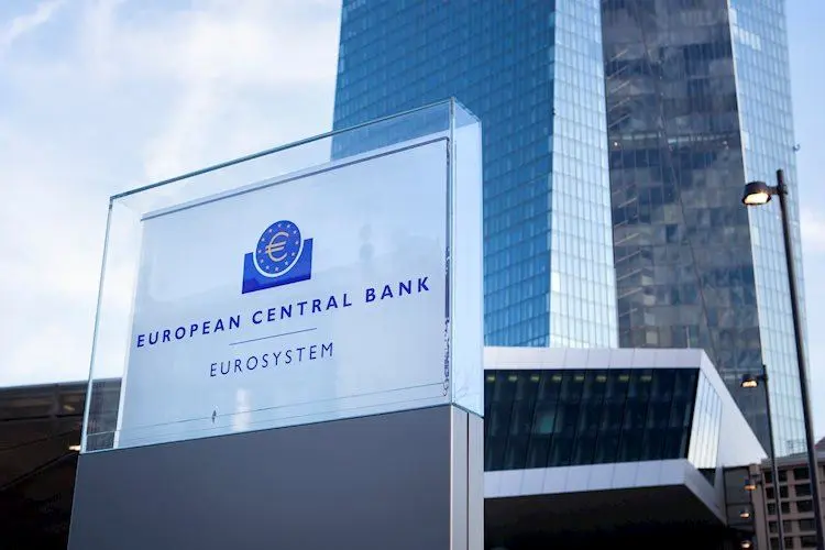 FT: Τα «γεράκια» σπρώχνουν την ΕΚΤ σε ιστορική αύξηση επιτοκίων