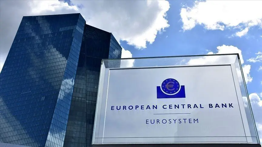 Βιλερουά (ΕΚΤ): Πρέπει να γίνουν κι άλλες αυξήσεις επιτοκίων