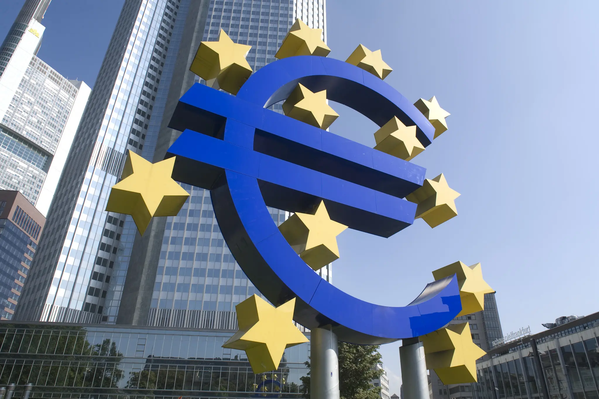 Μείωση επιτοκίων: Οι επενδυτές «βλέπουν» τον Σεπτέμβριο την επόμενη κίνηση της ΕΚΤ