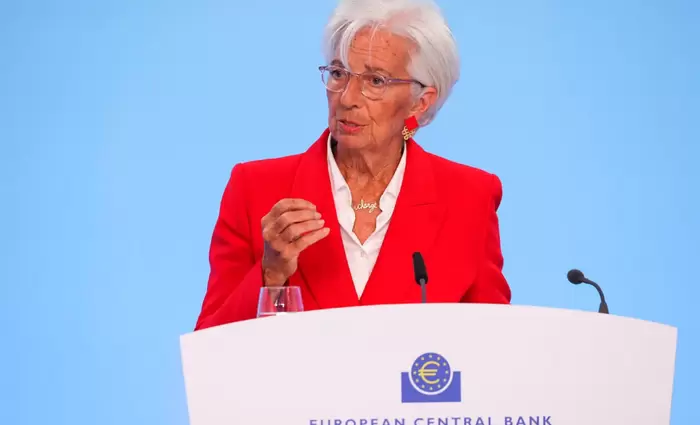 Λαγκάρντ: Αυτή είναι η ευκαιρία του ευρώ και απαιτείται αποφασιστική δράση