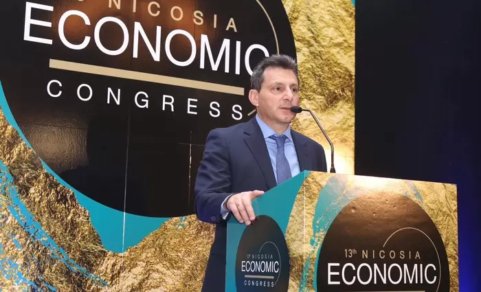 Νέο μοντέλο οικονομίας, με στροφή στην τεχνολογία