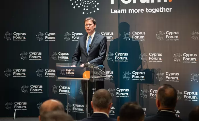 Η λύση του Κυπριακού περνά μέσα από την οικονομία, λέει ο Κόλιν Στιούαρτ