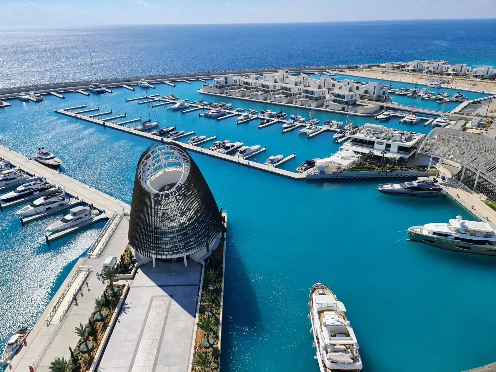 Μαρίνα Αγίας Νάπας: Το «wow effect» και η επένδυση των €250 εκατομμυρίων (ΦΩΤΟΣ)