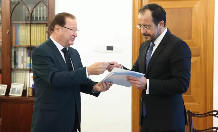 Ανάγκη επαναξιολόγησης πτυχών της μεταρρύθμισης στο Δημόσιο, βλέπει ο ΠτΔ