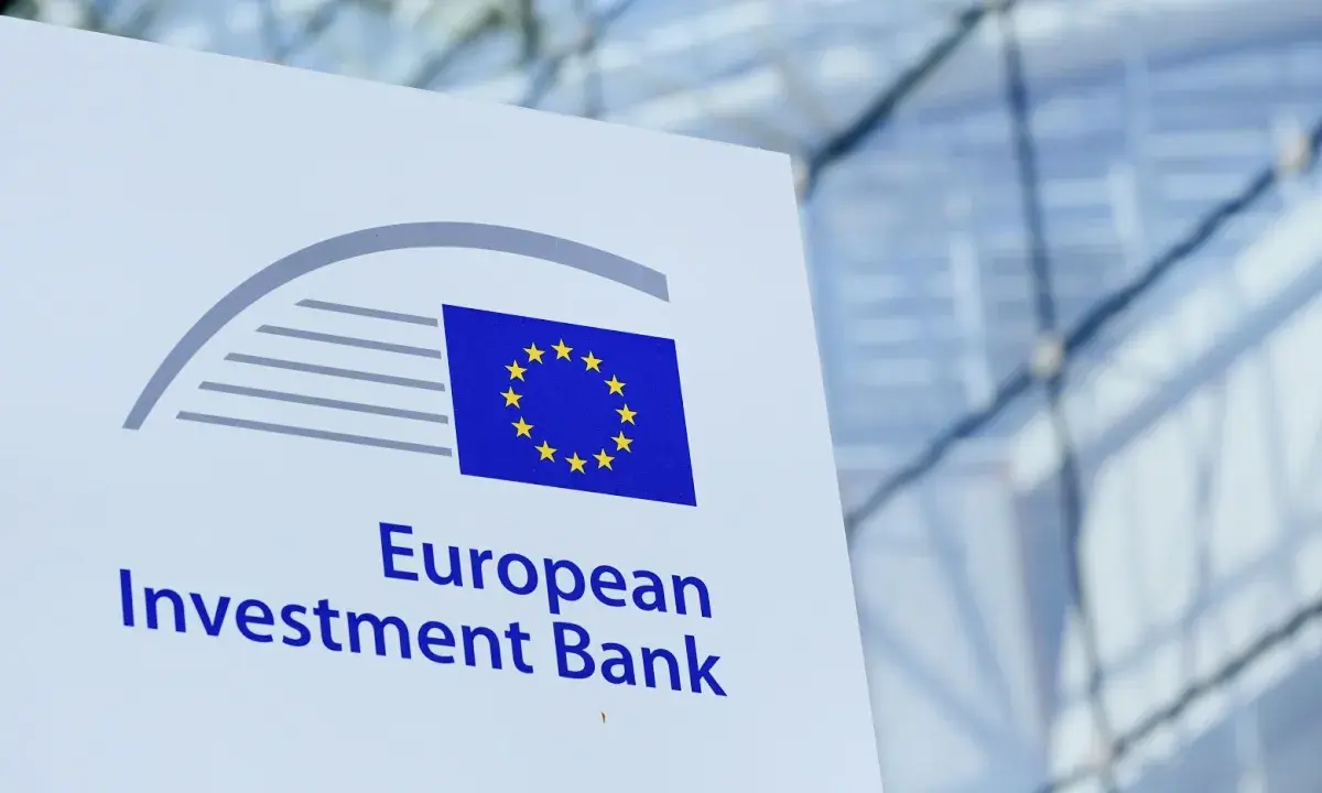 Η ΕΤΕπ στηρίζει με €17,5 δισ. την ενεργειακή απόδοση 350 χιλ. ΜμΕ