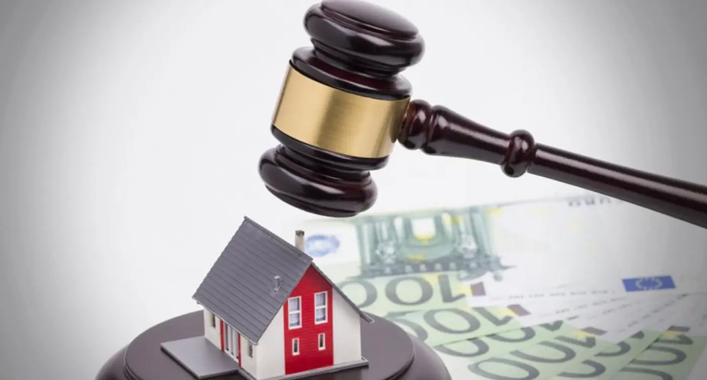 Έντονο το παρασκήνιο για τις εκποιήσεις ενόψει Ολομέλειας