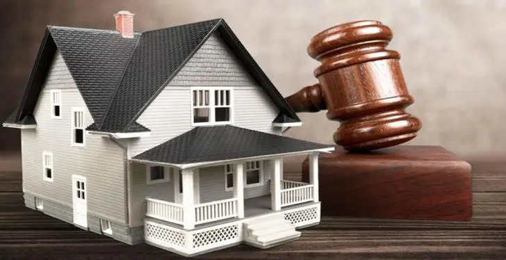 Υπογράφει τη νομοθεσία για αναστολή εκποιήσεων ο ΠτΔ