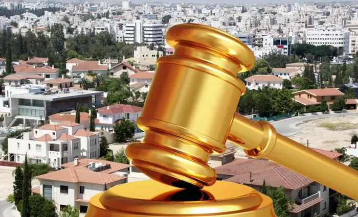 Τρόικα: Το βλέμμα σε διαρθρωτικά ζητήματα και στο βάθος... πλαίσιο εκποιήσεων