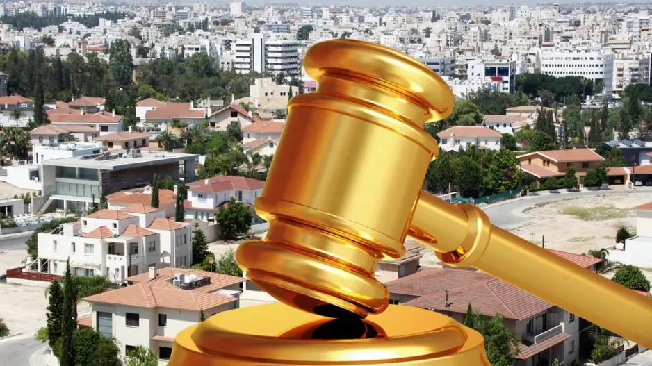 Τρόικα: Το βλέμμα σε διαρθρωτικά ζητήματα και στο βάθος... πλαίσιο εκποιήσεων