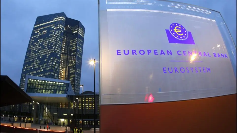Bloomberg: Ίσως η ΕΚΤ ετοιμάζεται να διαπράξει ένα καίριο λάθος