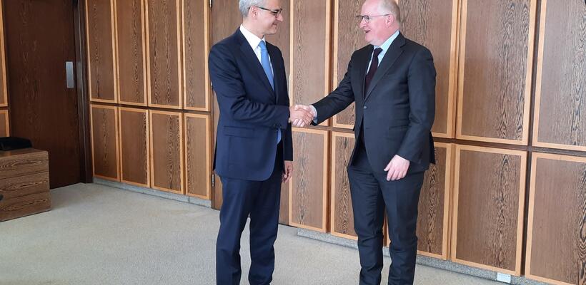 Ικανοποίηση Philip Lane (ΕΚΤ) για πρόοδο κυπριακής οικονομίας