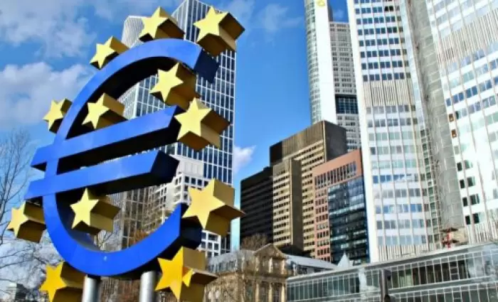 ΕΚΤ: Τελική μείωση επιτοκίων τον Δεκέμβριο - Αγορές και αναλυτές διχάζονται για τα επόμενα βήματα